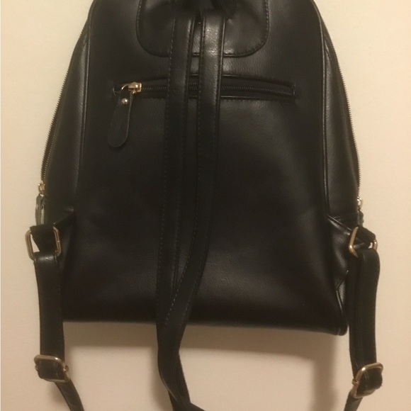 Leather Backpack - Picture 4 of 8